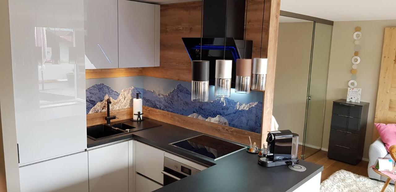 Apartamento ALMI - Alpenglück Traumhafte Whg.m.20qm Dachterr. Oberstaufen Exterior foto